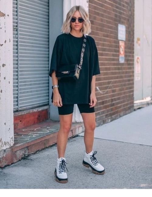 17 Effortless Outfits With Tees and Flowy Dresses for Everyday Chic (Game-Changer #3!) - Casual Yet Chic