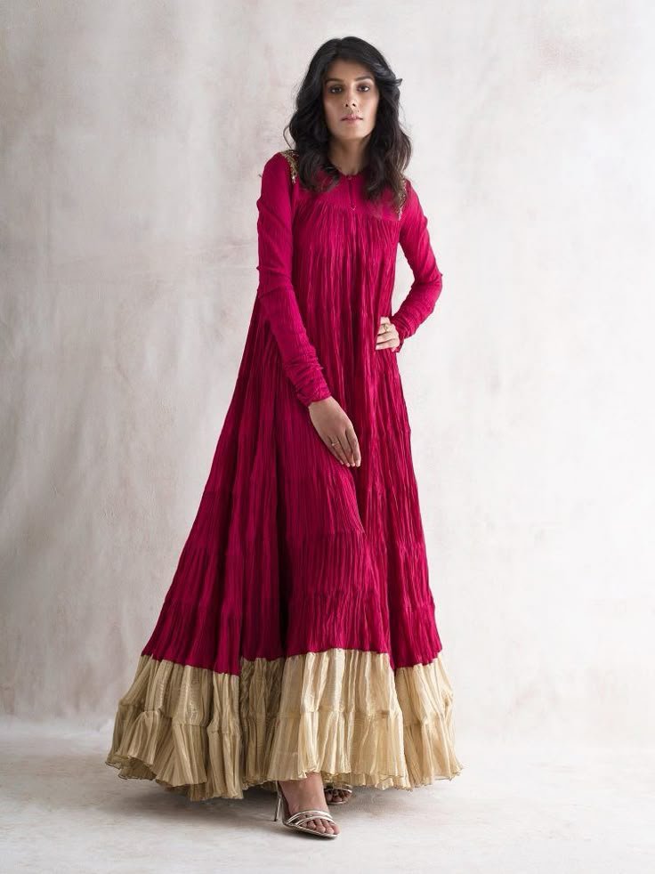 20 Ethnic Maxi Dresses That Bring Vintage Charm to Modern Fashion! - Vibrant Red with Vintage Flair