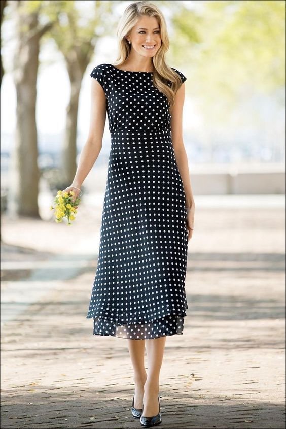 20 Vintage Outfits That'll Make You the Belle of Any Ball (Wait Until You See #6!) - 2. Polka Dots and Playful Patterns 1