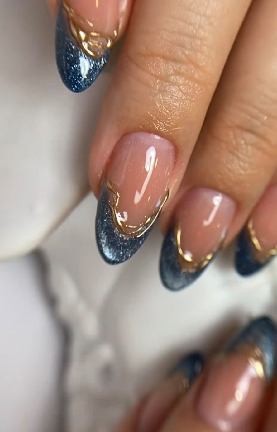 24 Glam Christmas Nail Designs That’ll Make You Shine Bright This Season! - 12. Classy Metallic Blue 1