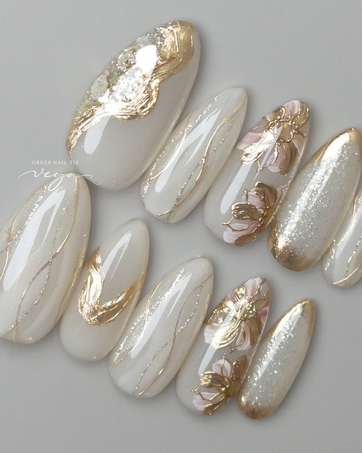 24 Glam Christmas Nail Designs That’ll Make You Shine Bright This Season! - 21. Elegant White and Gold 1