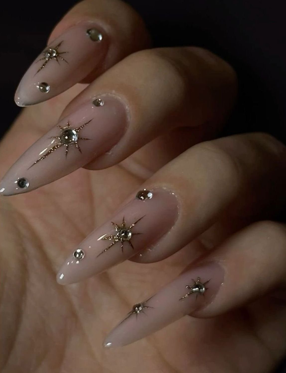 25 Glam 3D Christmas Nails to Get You in the Holiday Spirit! - 19. Twinkling Starry Nights 1