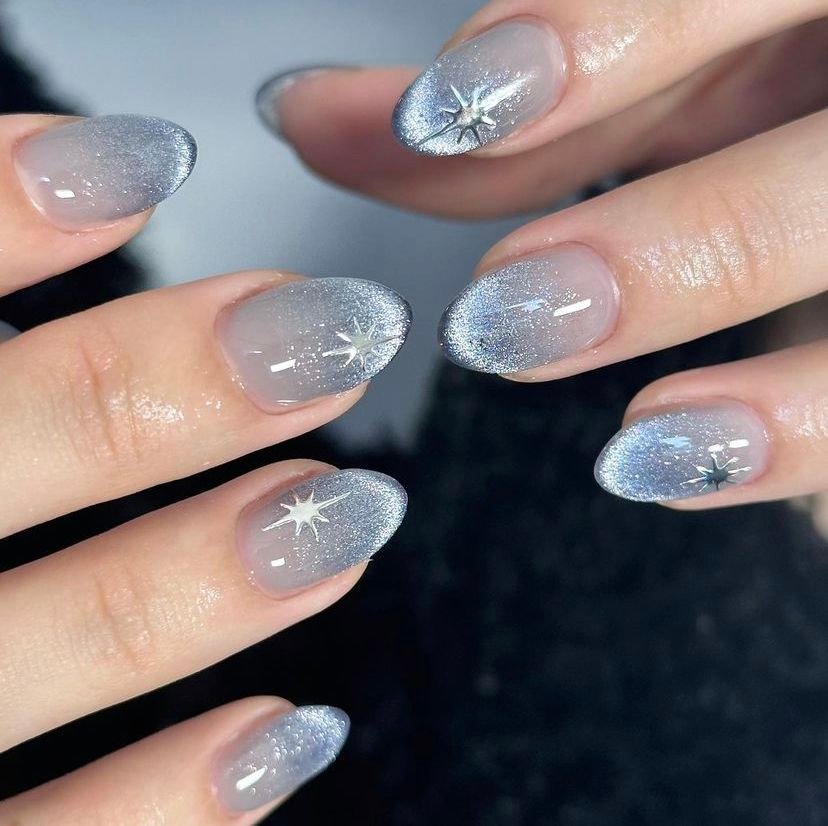 28 Stunning Boho Christmas Nails You Need to Try This Holiday Season (Number 7 Is a Showstopper!) - 8. Frosty Blue with Silver Accents 1