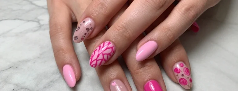 24 Trendy Pink Nail Art Ideas for Valentine’s Day That Will Make Everyone Envy You!